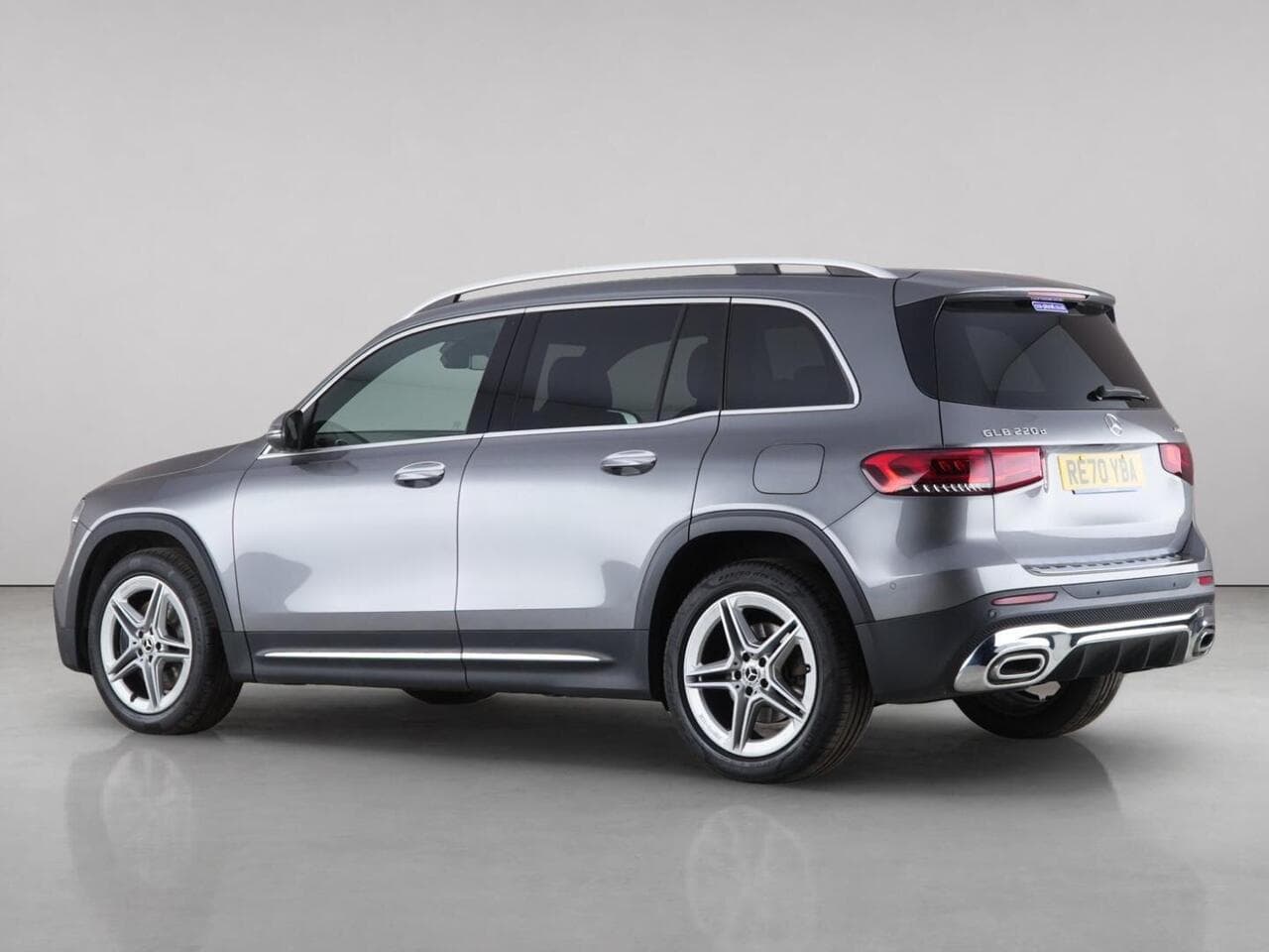 Mercedes-Benz GLB thumbnail Side Left