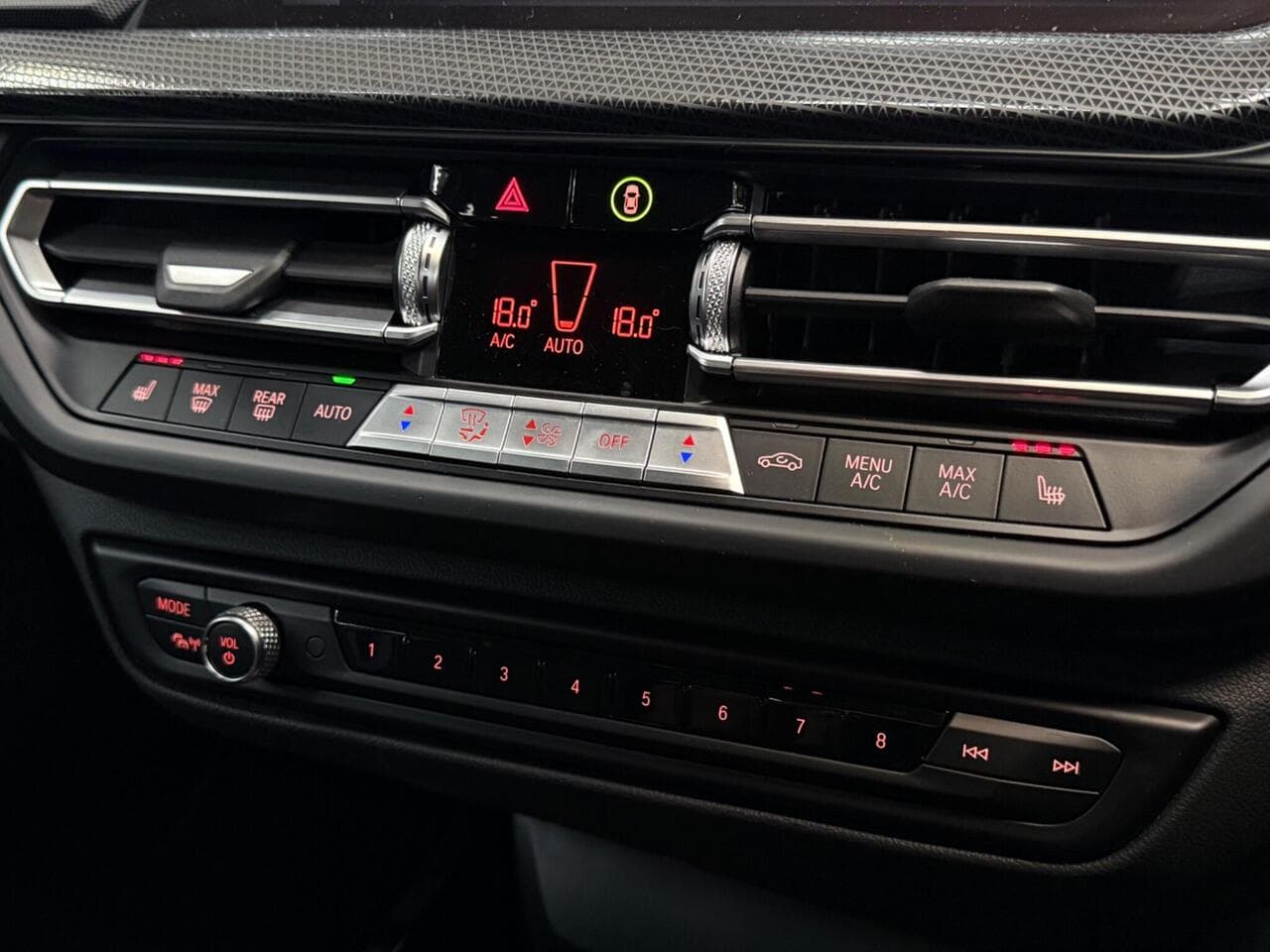 BMW 1 Series thumbnail Infotainment System