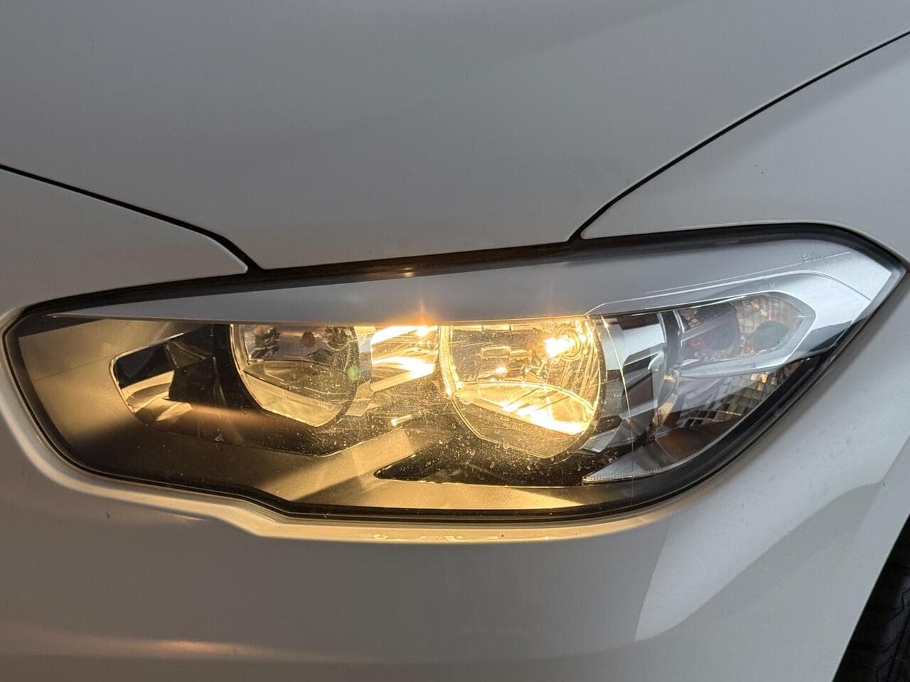 BMW 1 Series thumbnail Lights Front