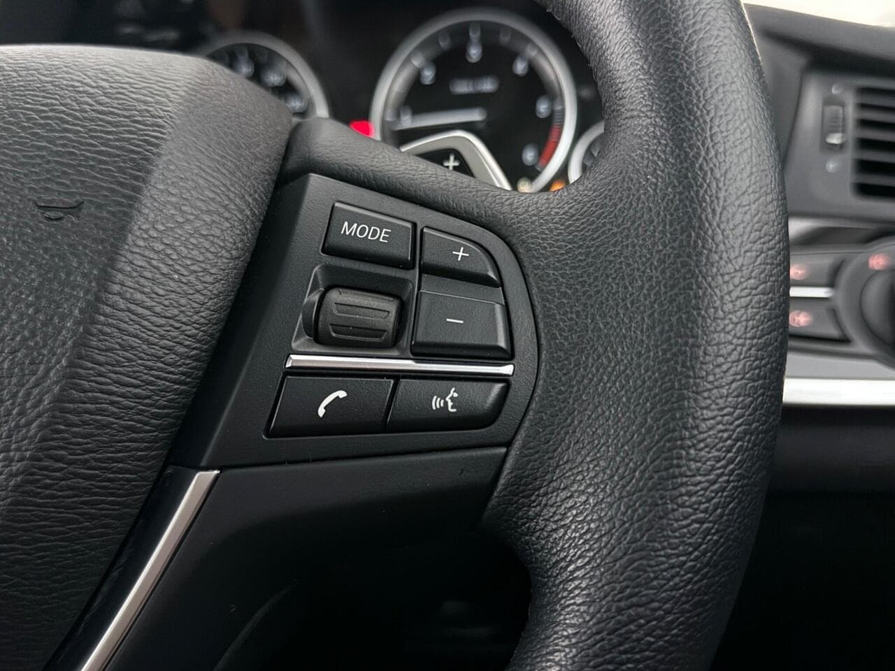 BMW X3 thumbnail Misc Controls
