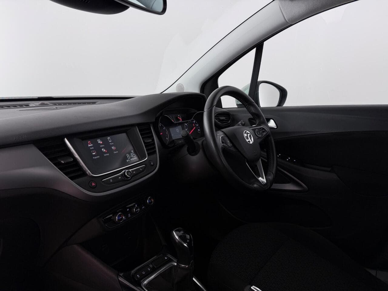 Vauxhall Crossland X thumbnail Interior Front