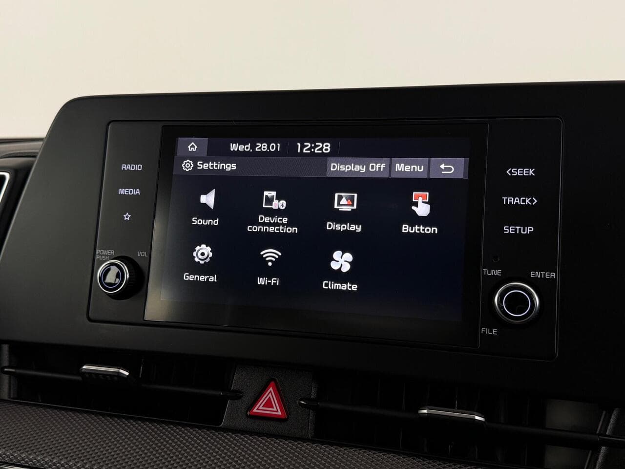 Kia Sportage thumbnail Infotainment System