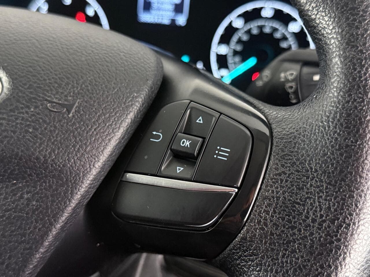 Ford Transit Custom thumbnail Misc Controls