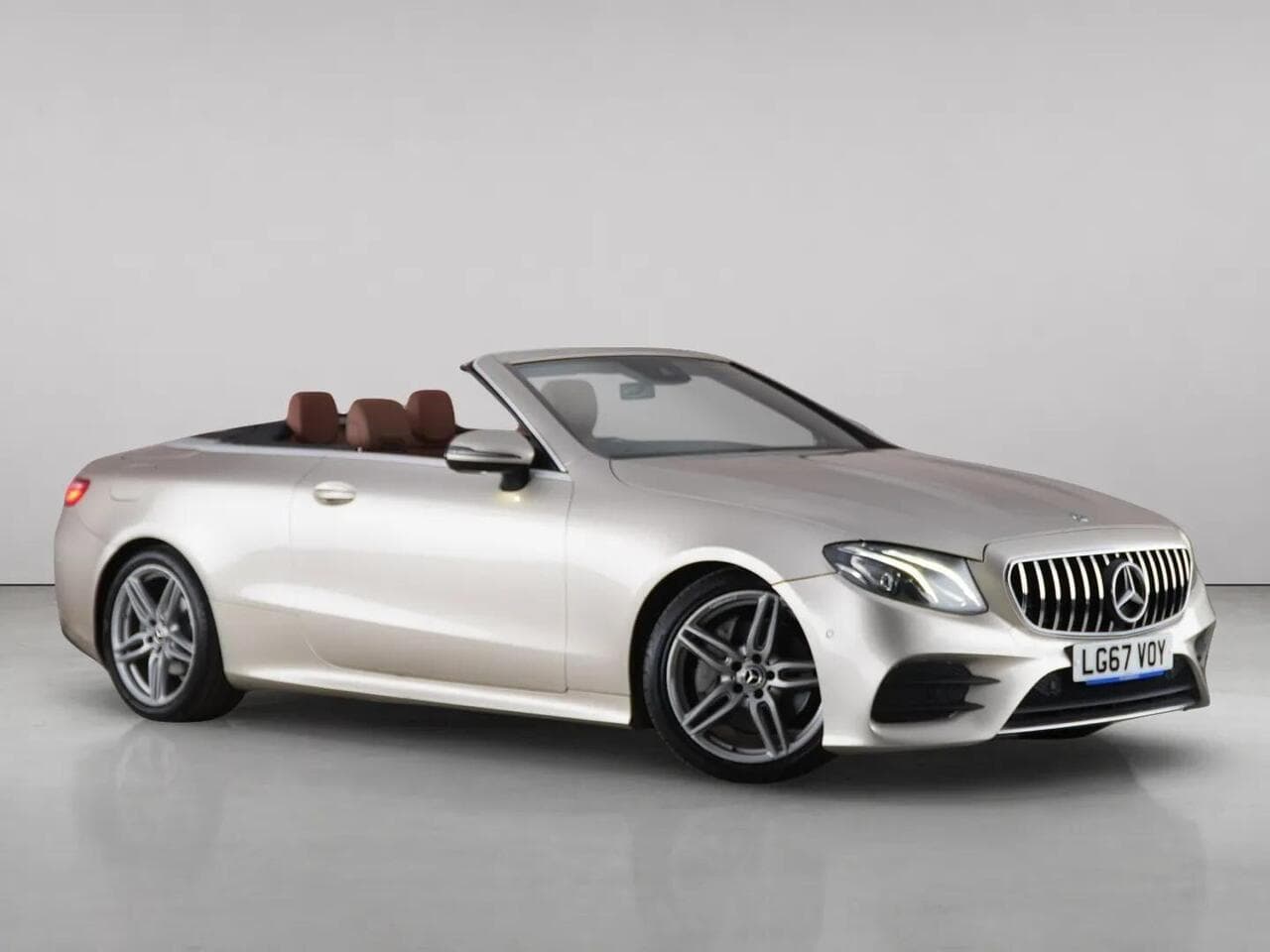 Mercedes-Benz E Class - Mercedes-Benz E Class 2.0 E220d AMG Line Cabriolet G-Tronic+ Euro 6 (s/s) 2dr