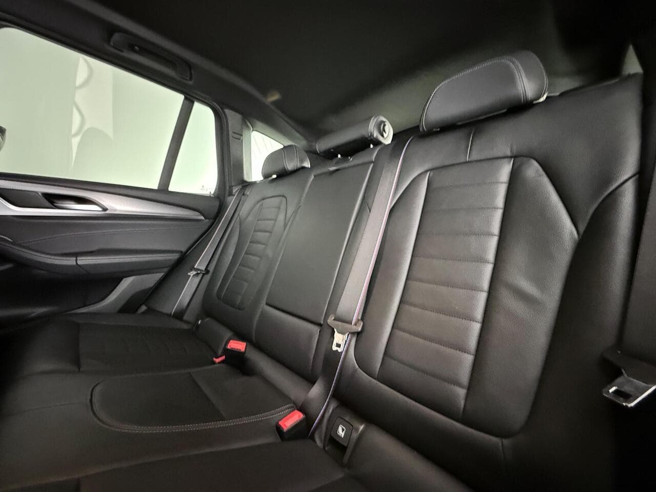 BMW X3 thumbnail Seats Rear