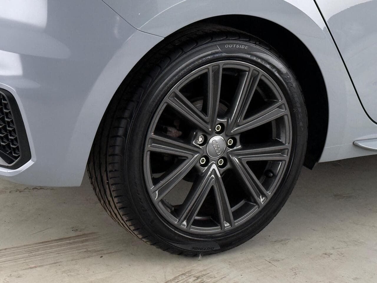 Audi A1 thumbnail Wheel