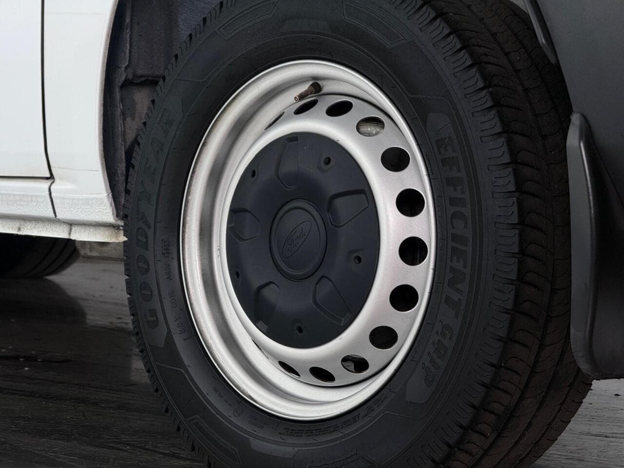 Ford Transit Custom thumbnail Wheel
