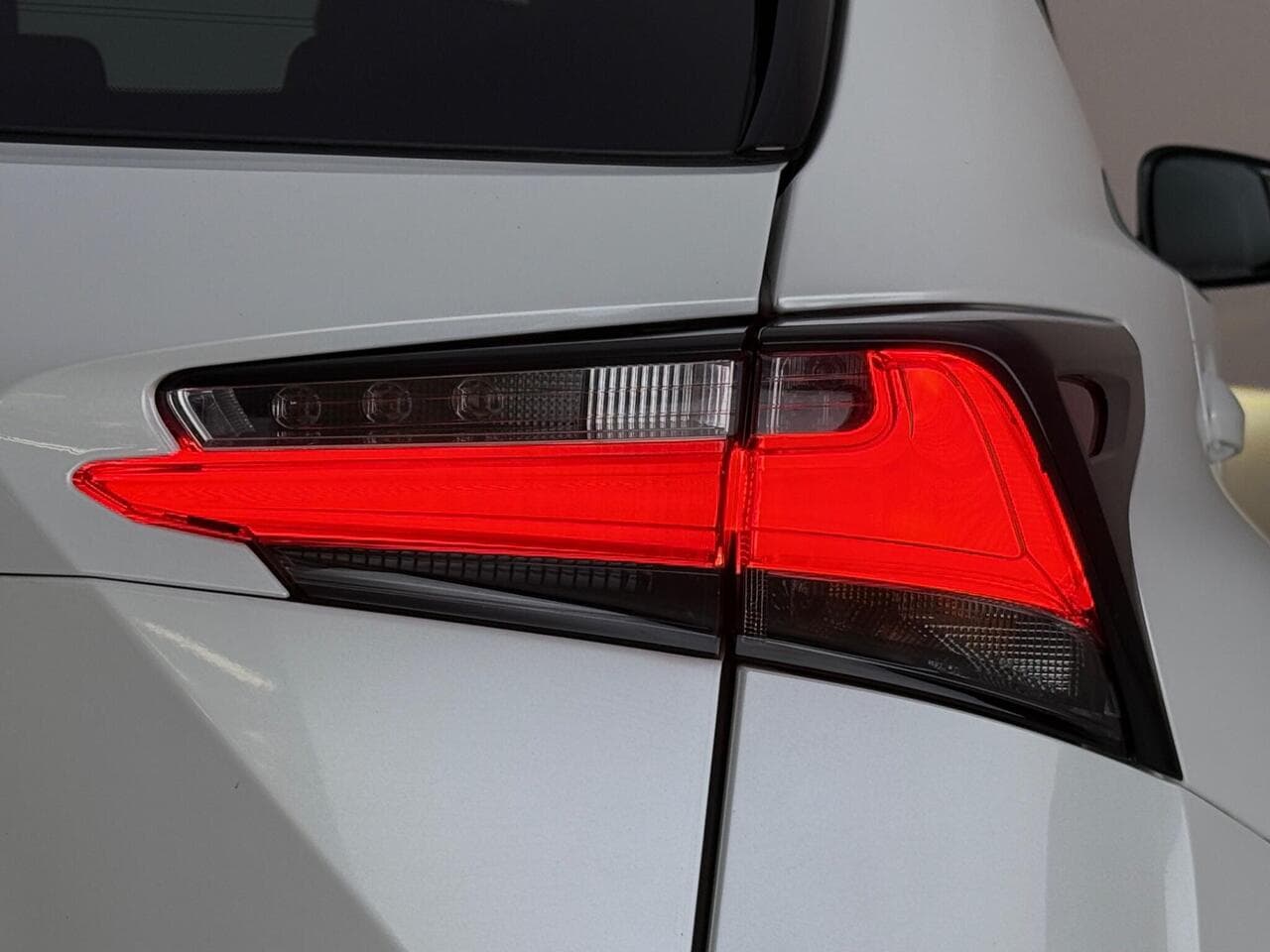 Lexus NX thumbnail Lights Rear