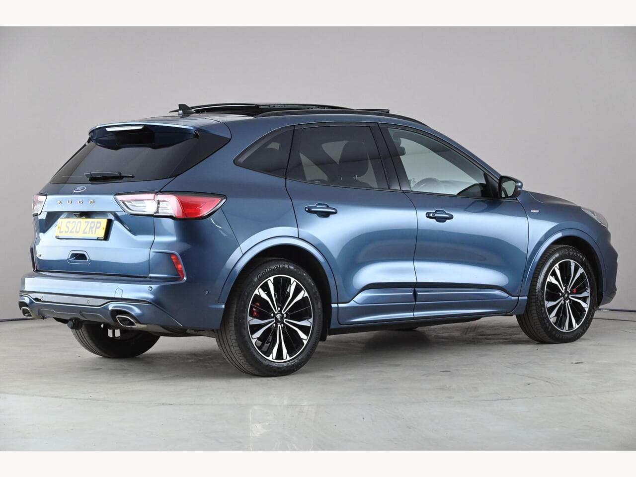 Ford Kuga thumbnail Rear Right