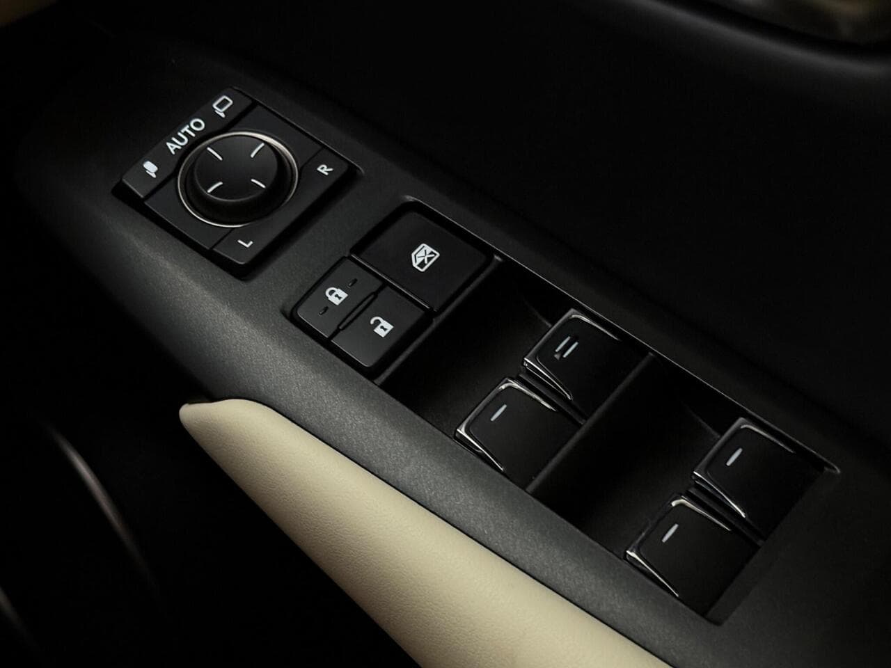 Lexus NX thumbnail Misc Controls