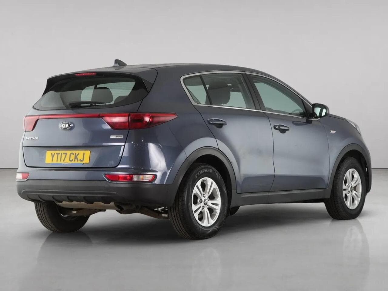 Kia Sportage thumbnail Rear Right