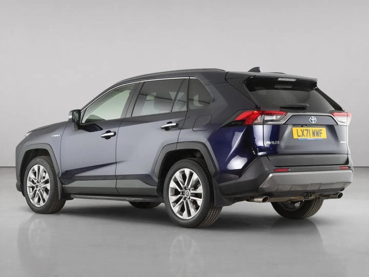 Toyota RAV4 thumbnail Rear Left