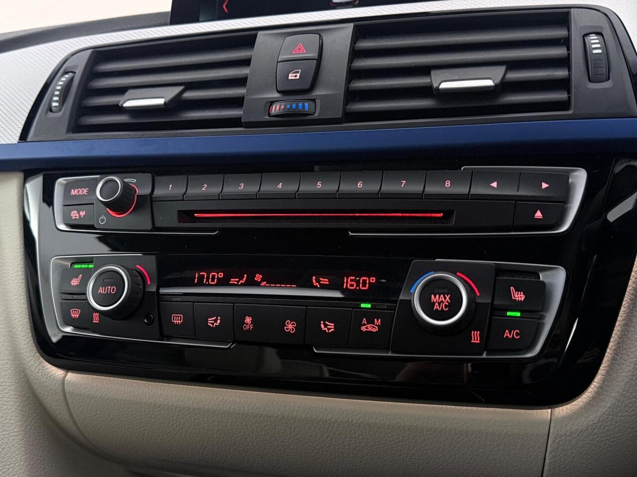 BMW 4 Series thumbnail Infotainment System