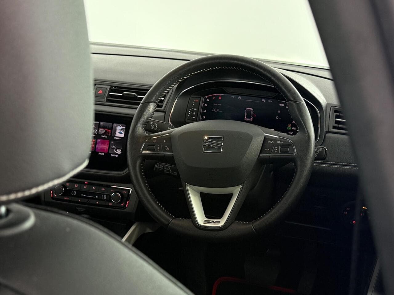 SEAT Arona thumbnail Steering Wheel