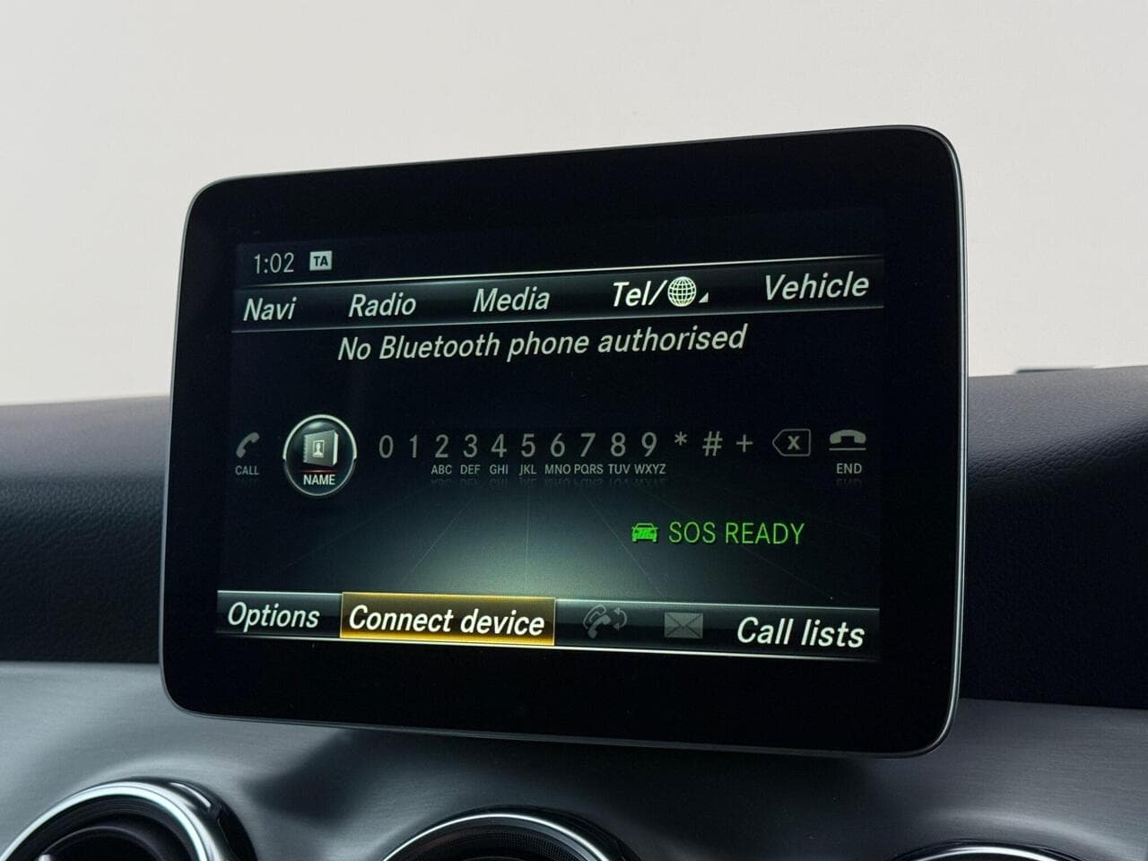 Mercedes-Benz GLA thumbnail Infotainment System
