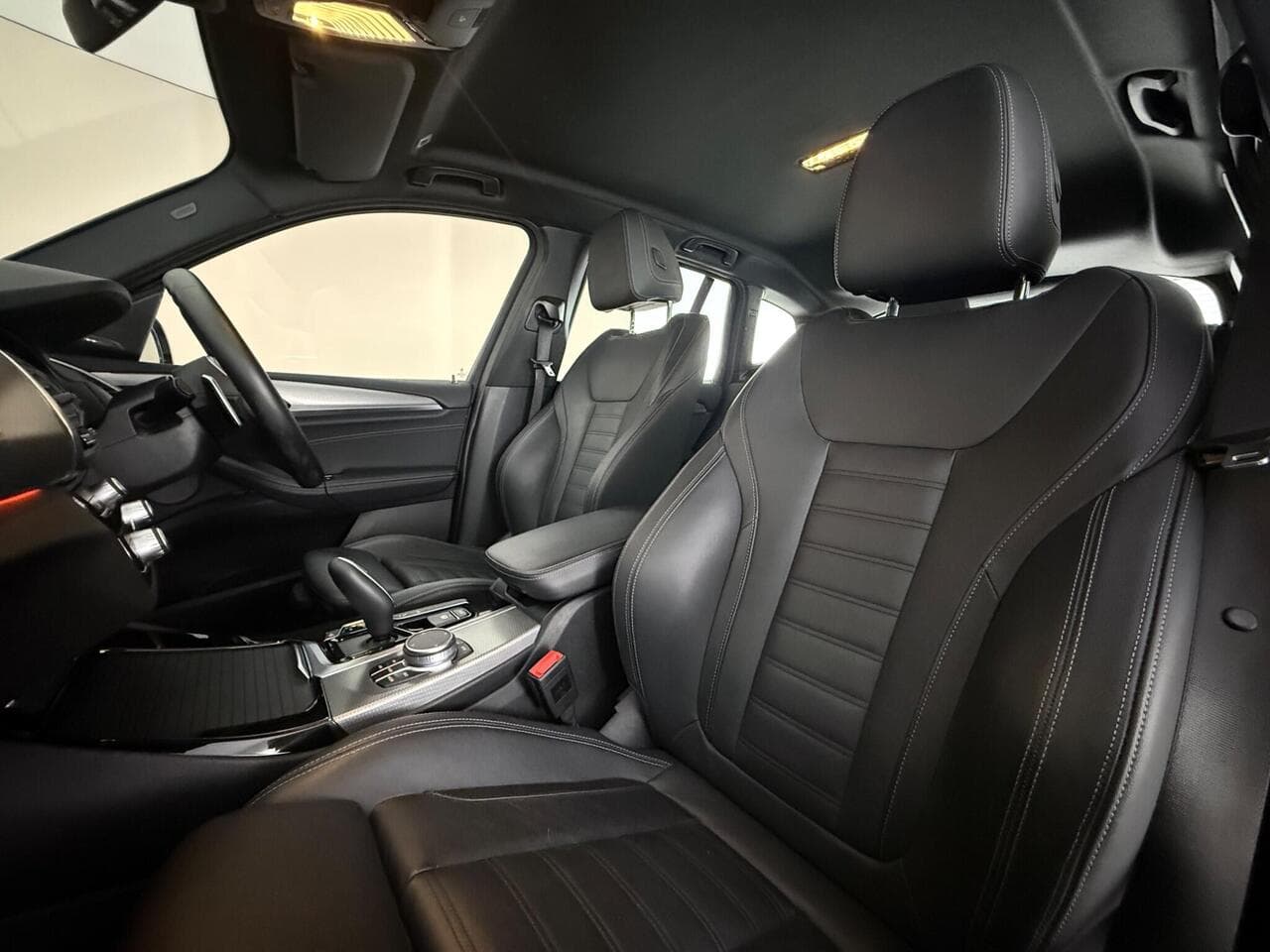 BMW X3 thumbnail Seat Front Passenger