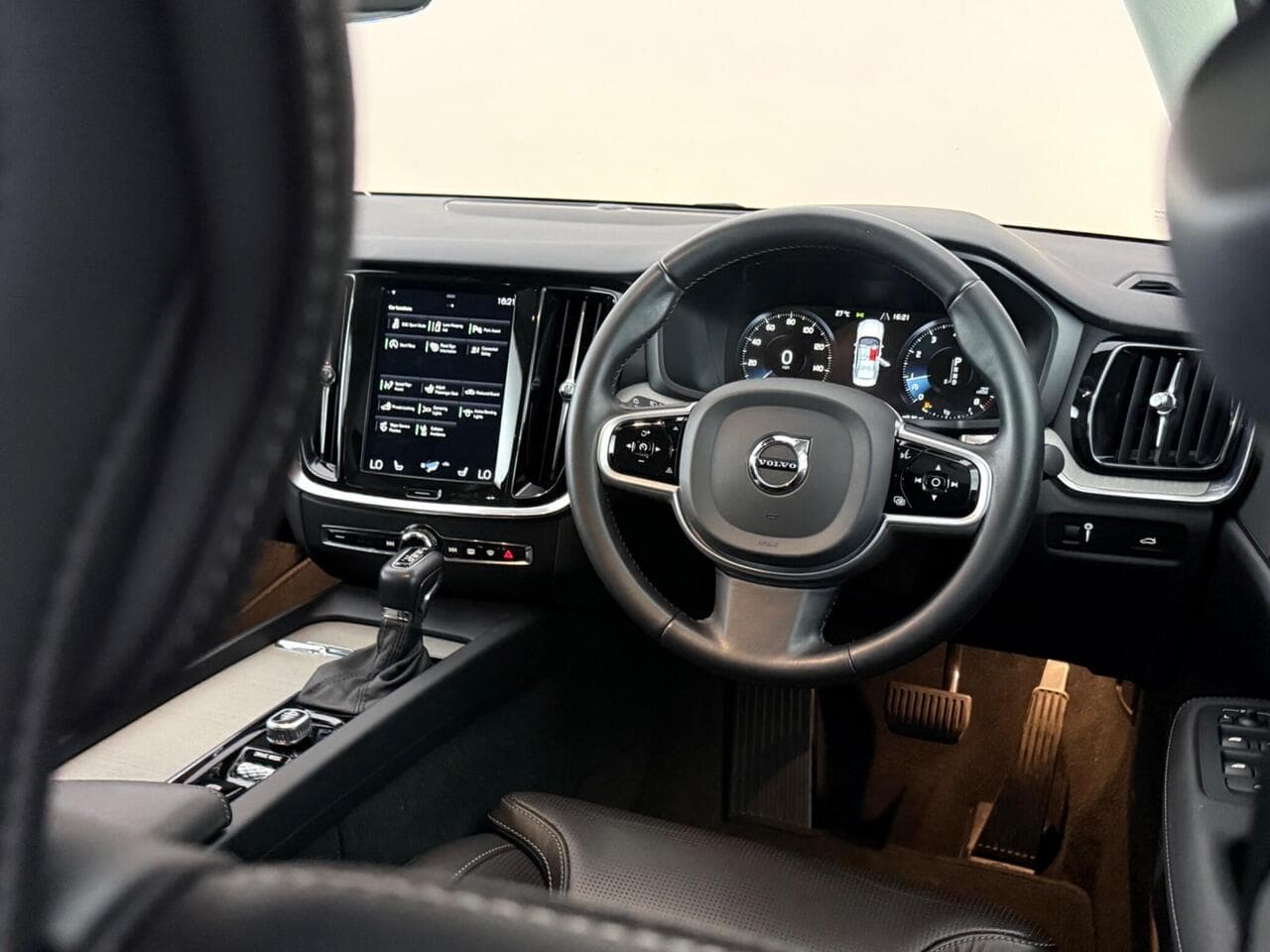 Volvo S60 thumbnail Interior Front
