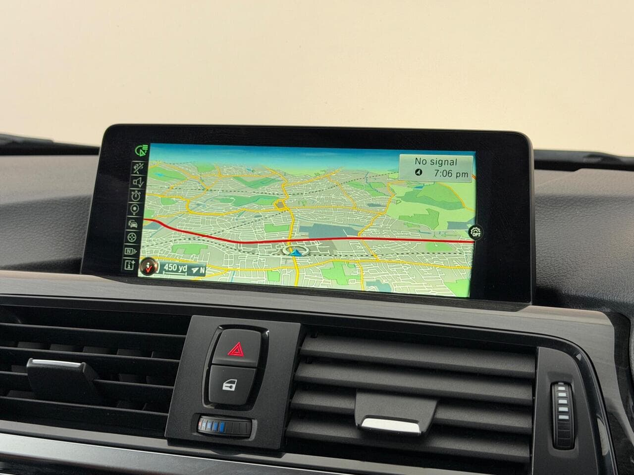 BMW 4 Series Gran Coupe thumbnail Infotainment System