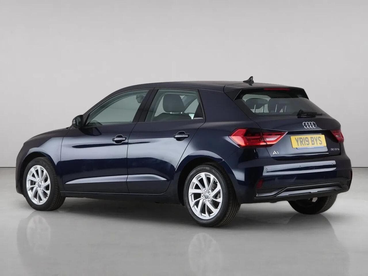 Audi A1 thumbnail Rear Left