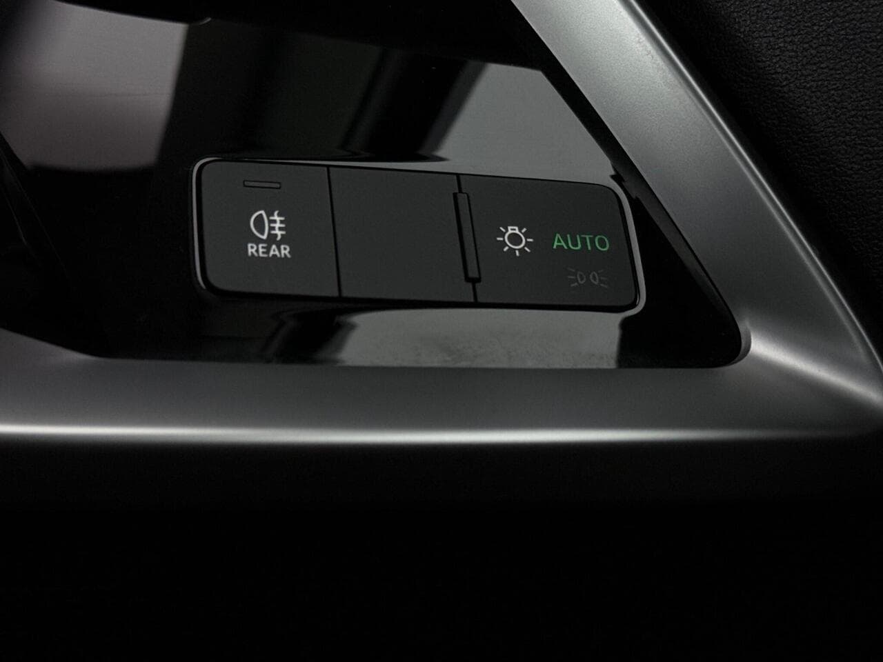 Audi A3 thumbnail Misc Controls
