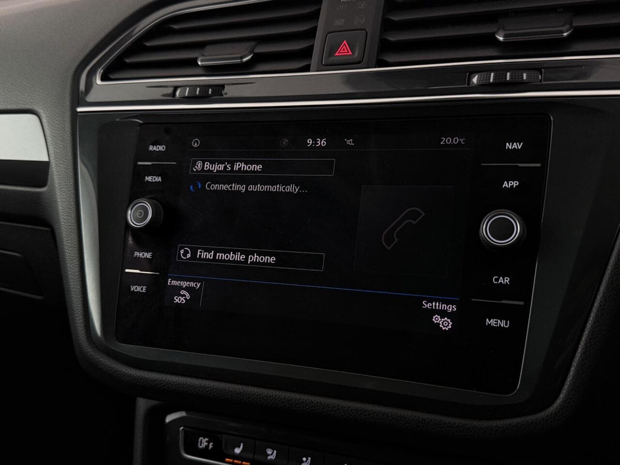 Volkswagen Tiguan Allspace thumbnail Infotainment System