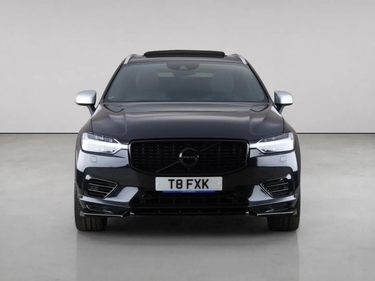 Volvo XC60 thumbnail Front