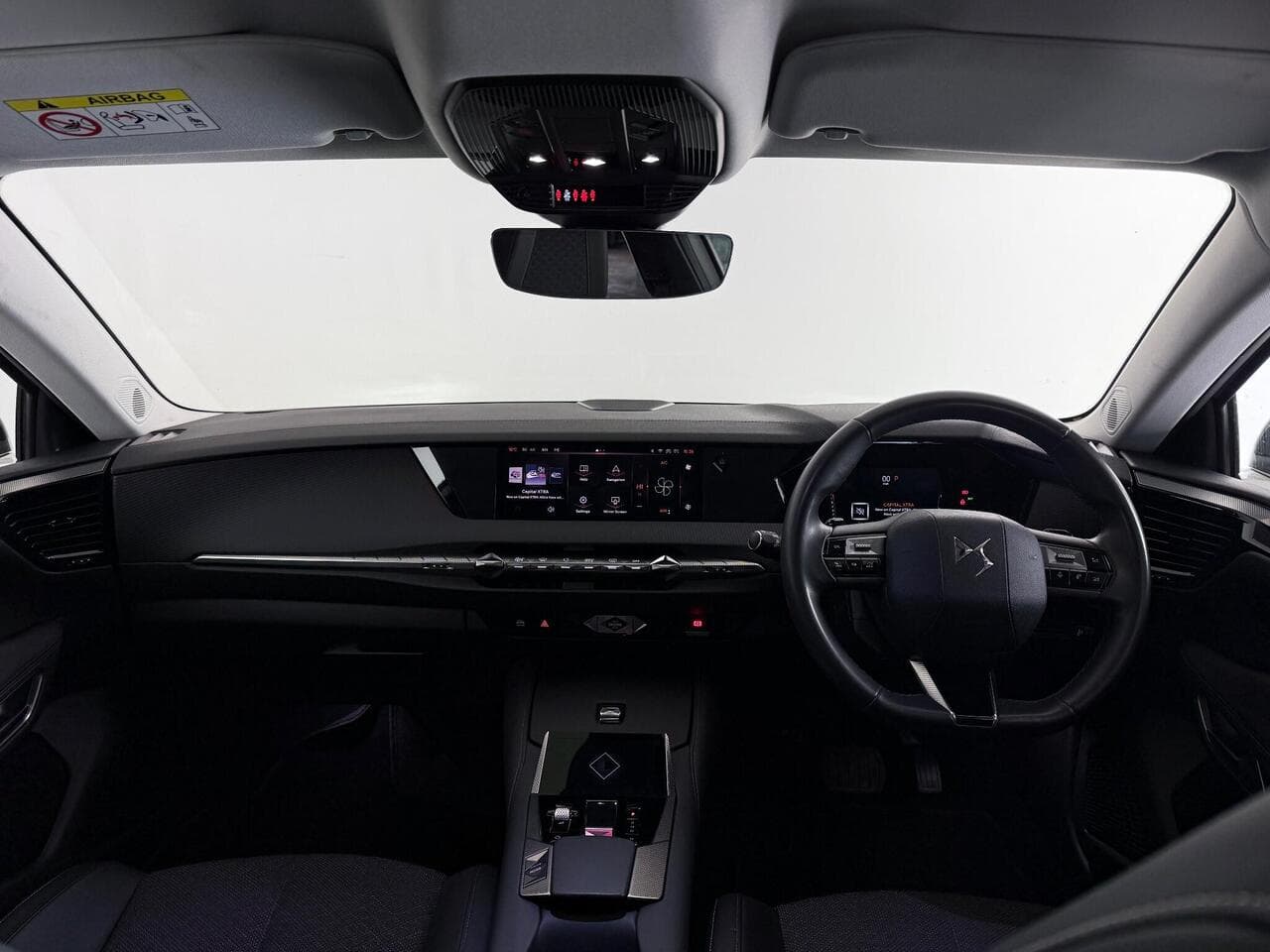 DS AUTOMOBILES DS 4 thumbnail Interior Front
