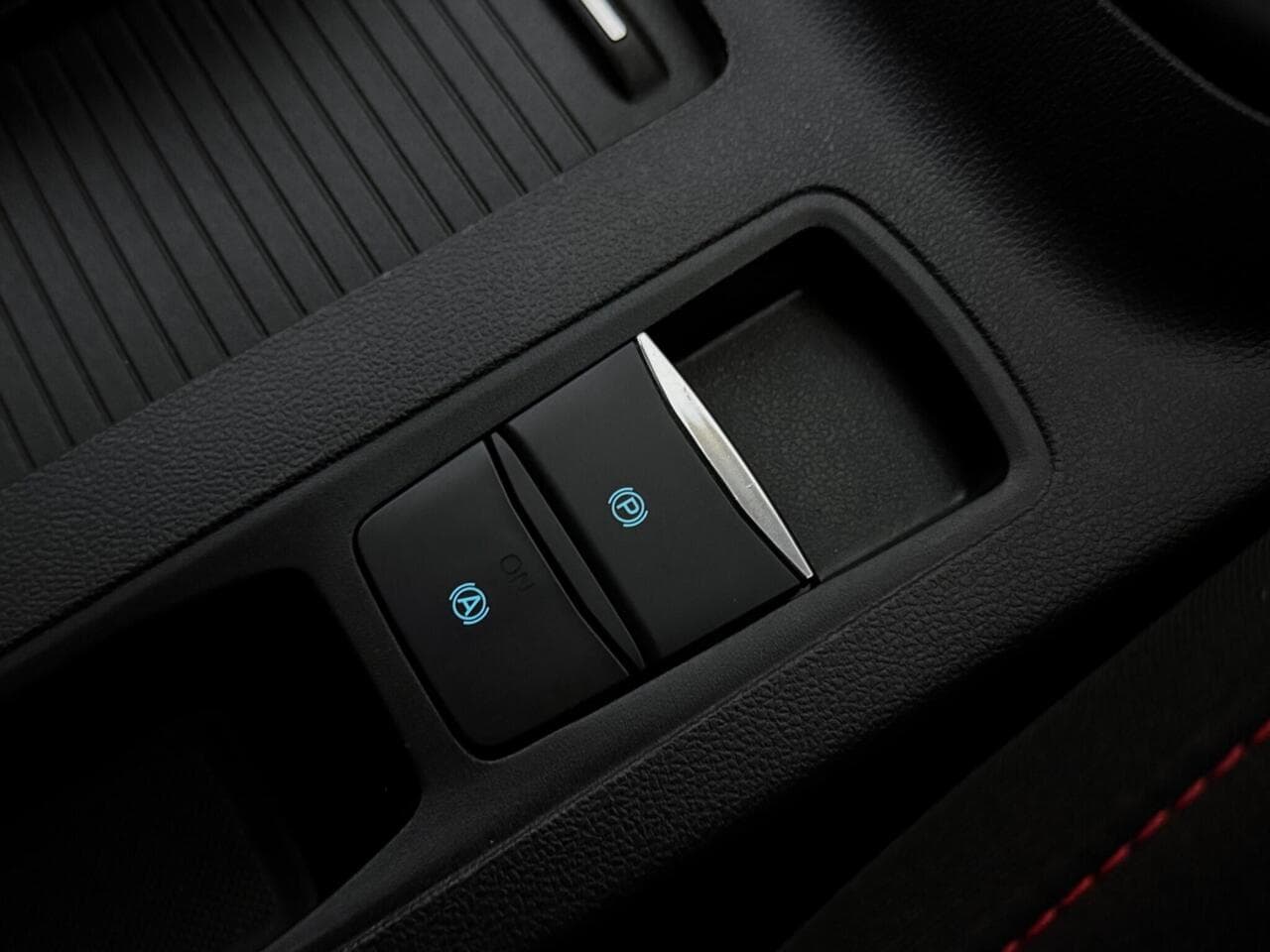 Ford Focus thumbnail Misc Controls