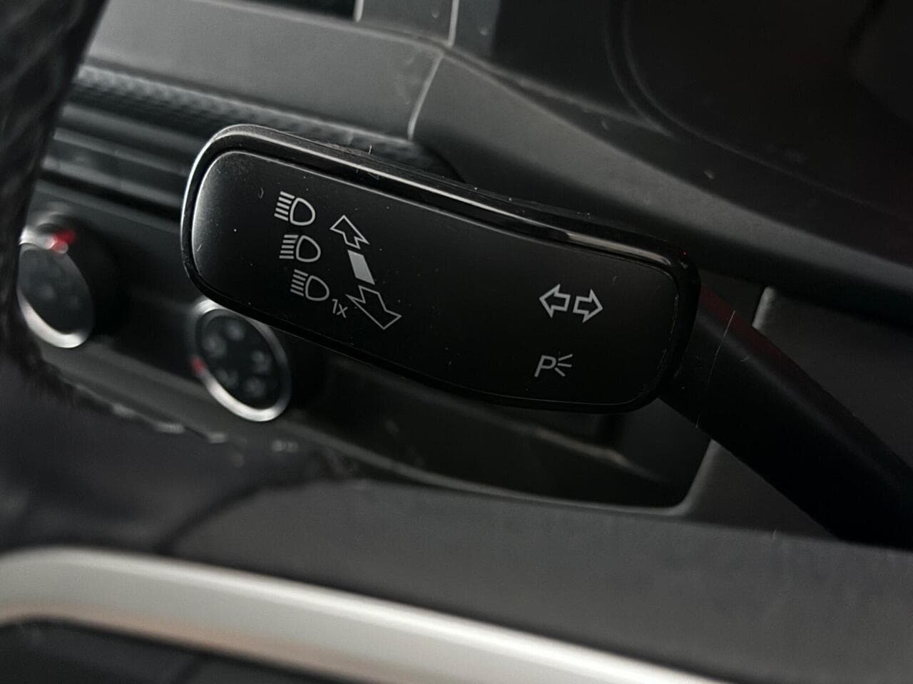 Volkswagen Transporter thumbnail Misc Controls