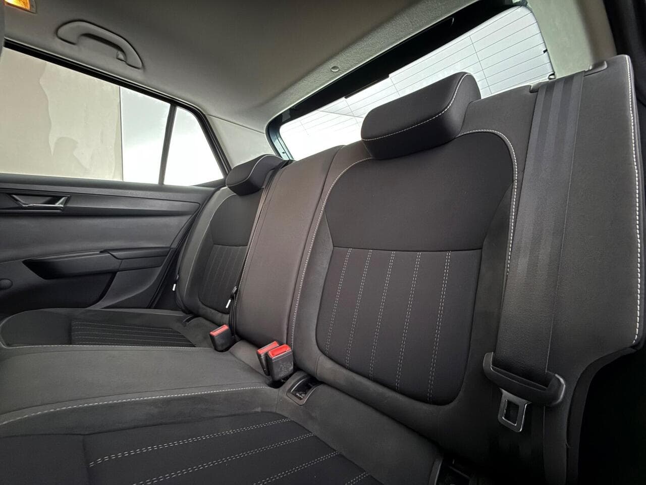 Skoda Fabia thumbnail Seats Rear