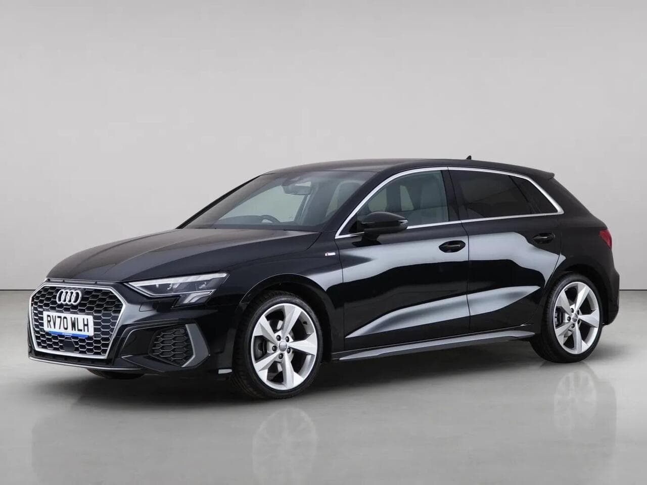 Audi A3 thumbnail Front Left
