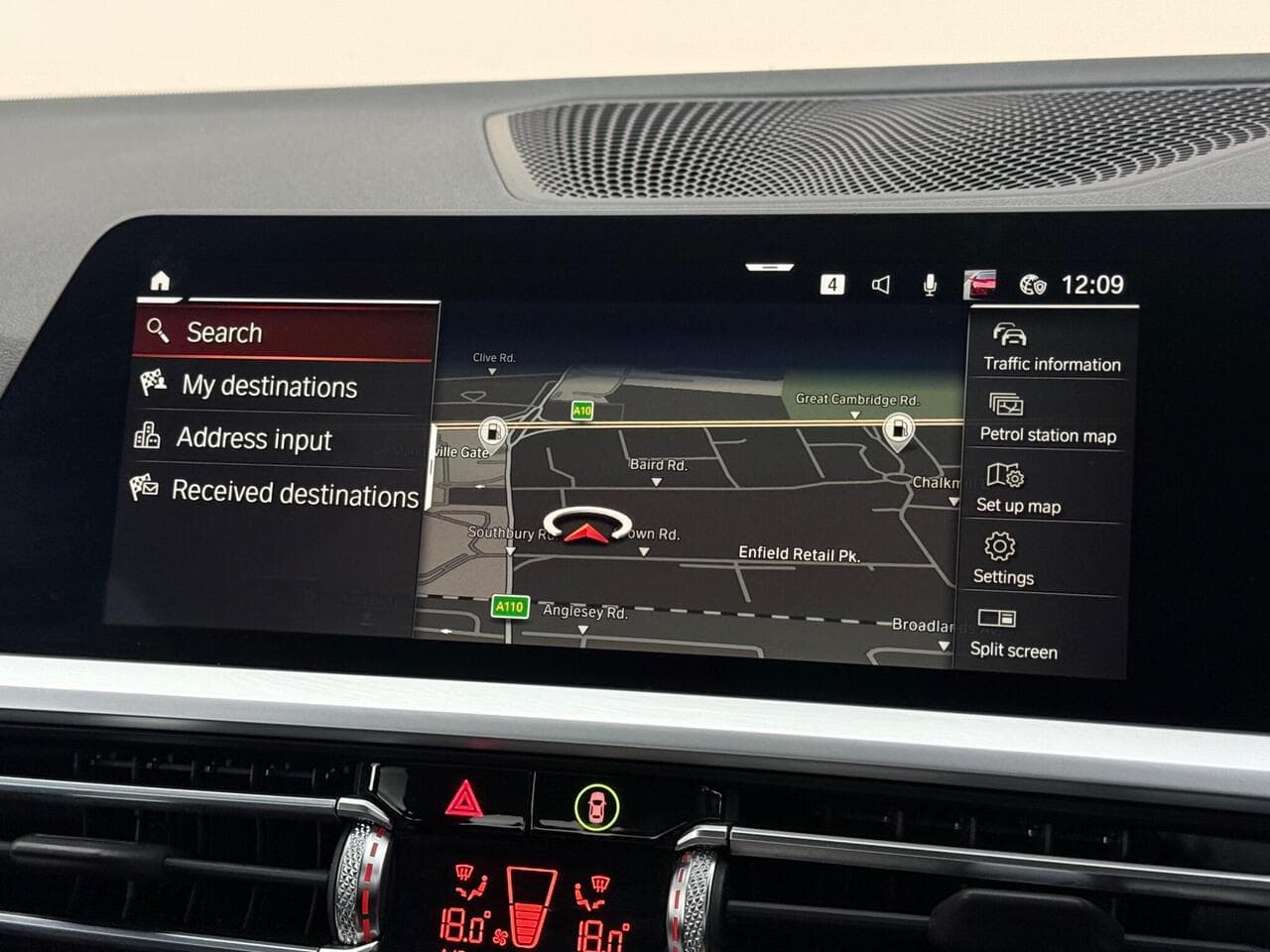 BMW 3 Series thumbnail Infotainment System