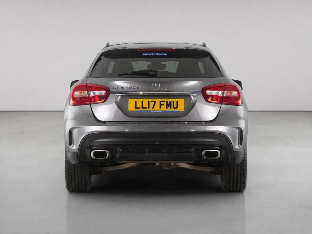 Mercedes-Benz GLA thumbnail Rear