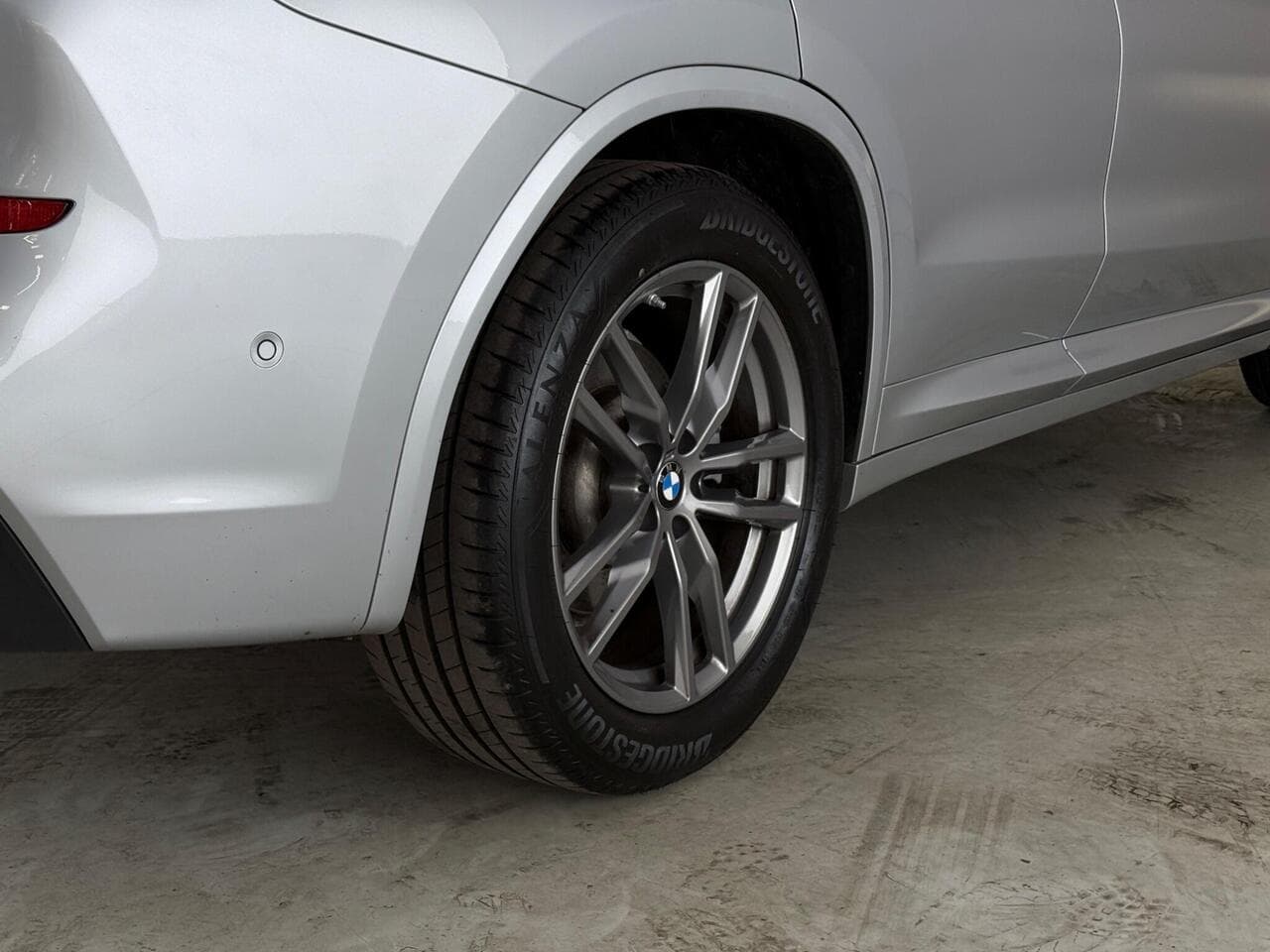 BMW X3 thumbnail Wheel