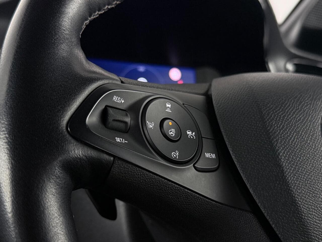 Vauxhall Corsa thumbnail Misc Controls