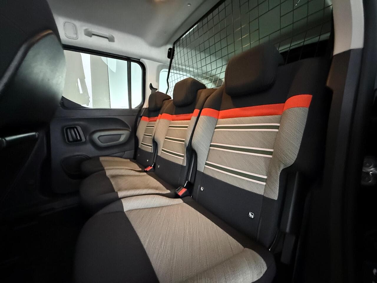 Citroen Berlingo thumbnail Seats Rear