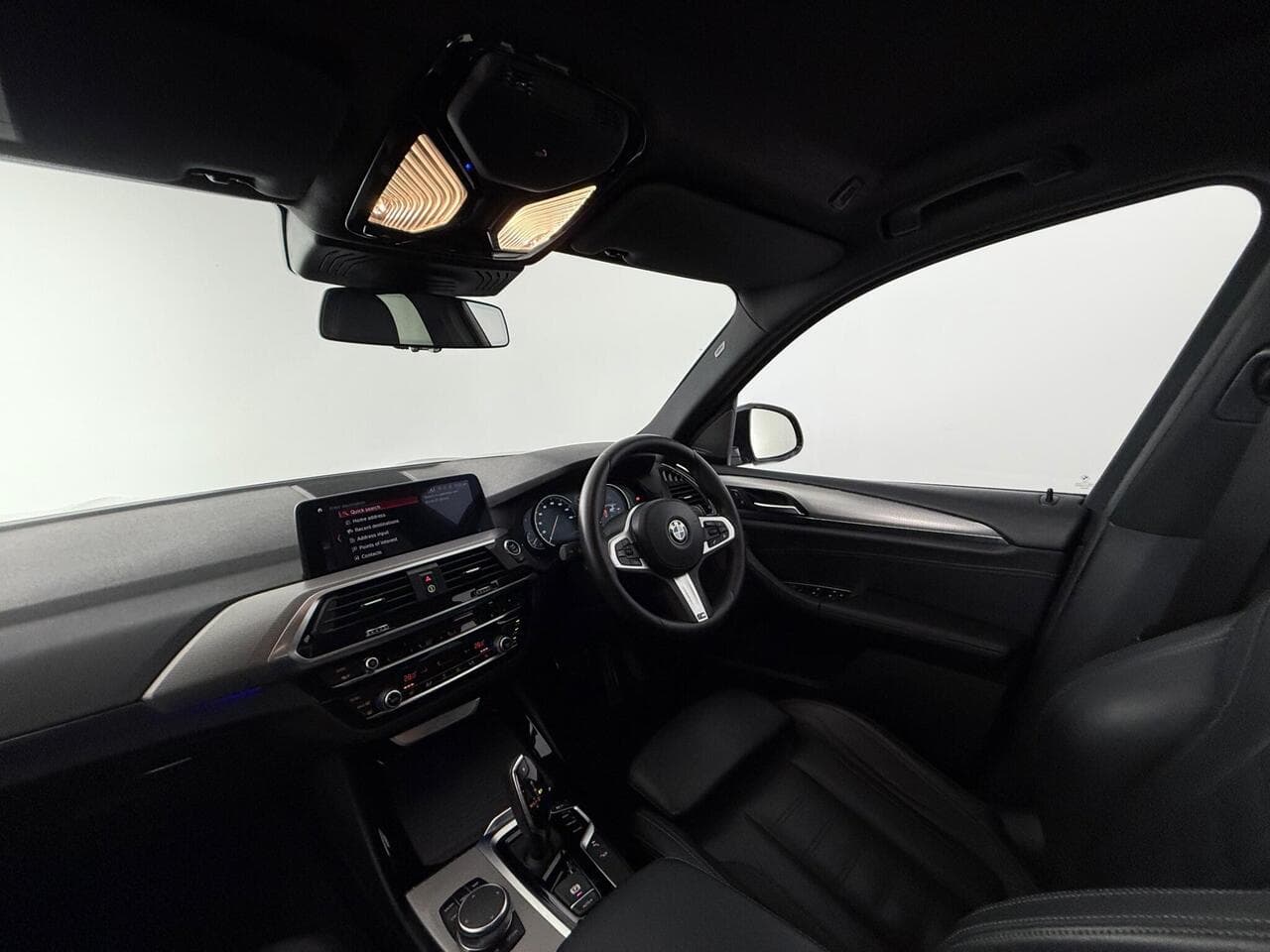 BMW X3 thumbnail Interior Front