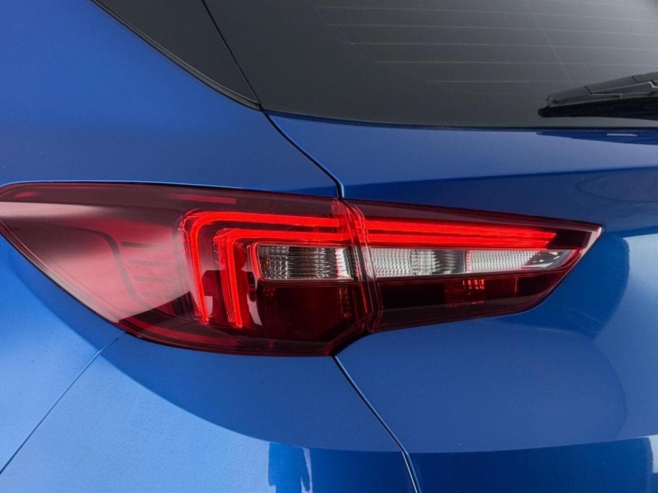 Vauxhall Grandland X thumbnail Lights Rear