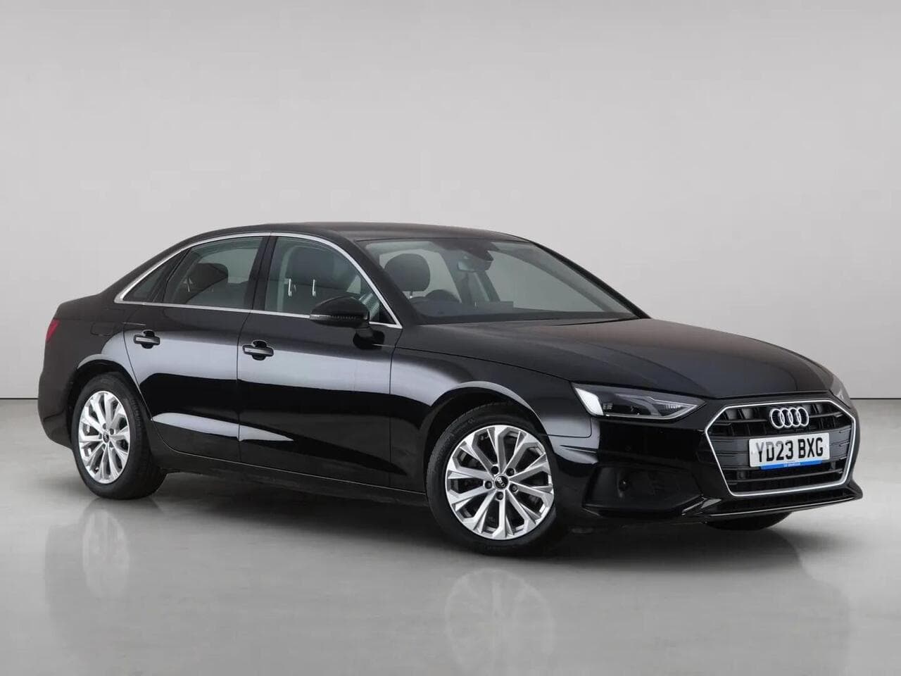 Audi A4 - Audi A4 2.0 TDI 35 Technik S Tronic Euro 6 (s/s) 4dr