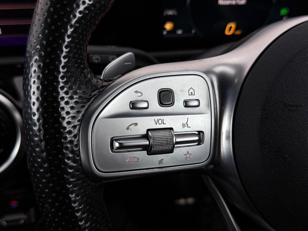 Mercedes-Benz A Class thumbnail Misc Controls