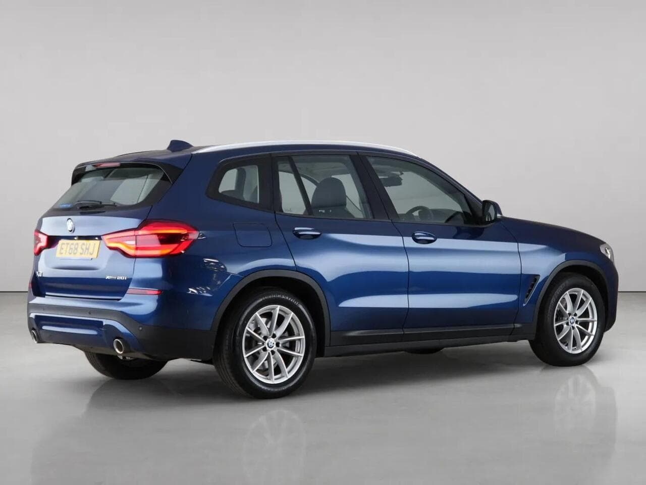 BMW X3 thumbnail Rear Right