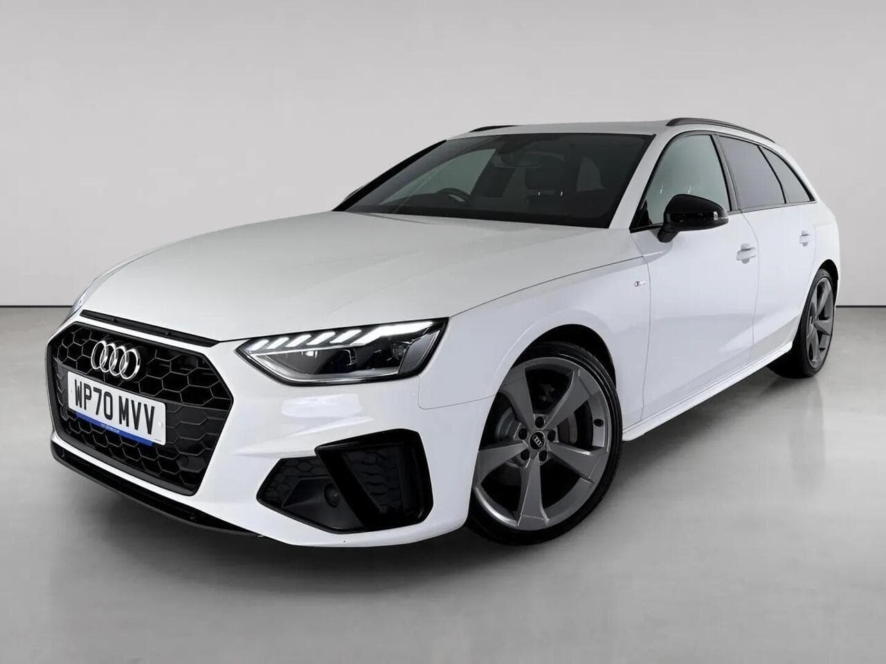 Audi A4 Avant thumbnail Front Left