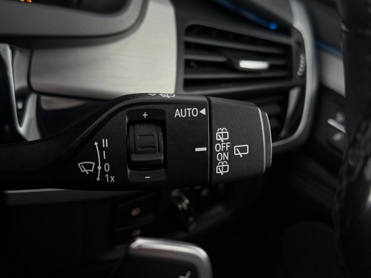 BMW X5 thumbnail Misc Controls