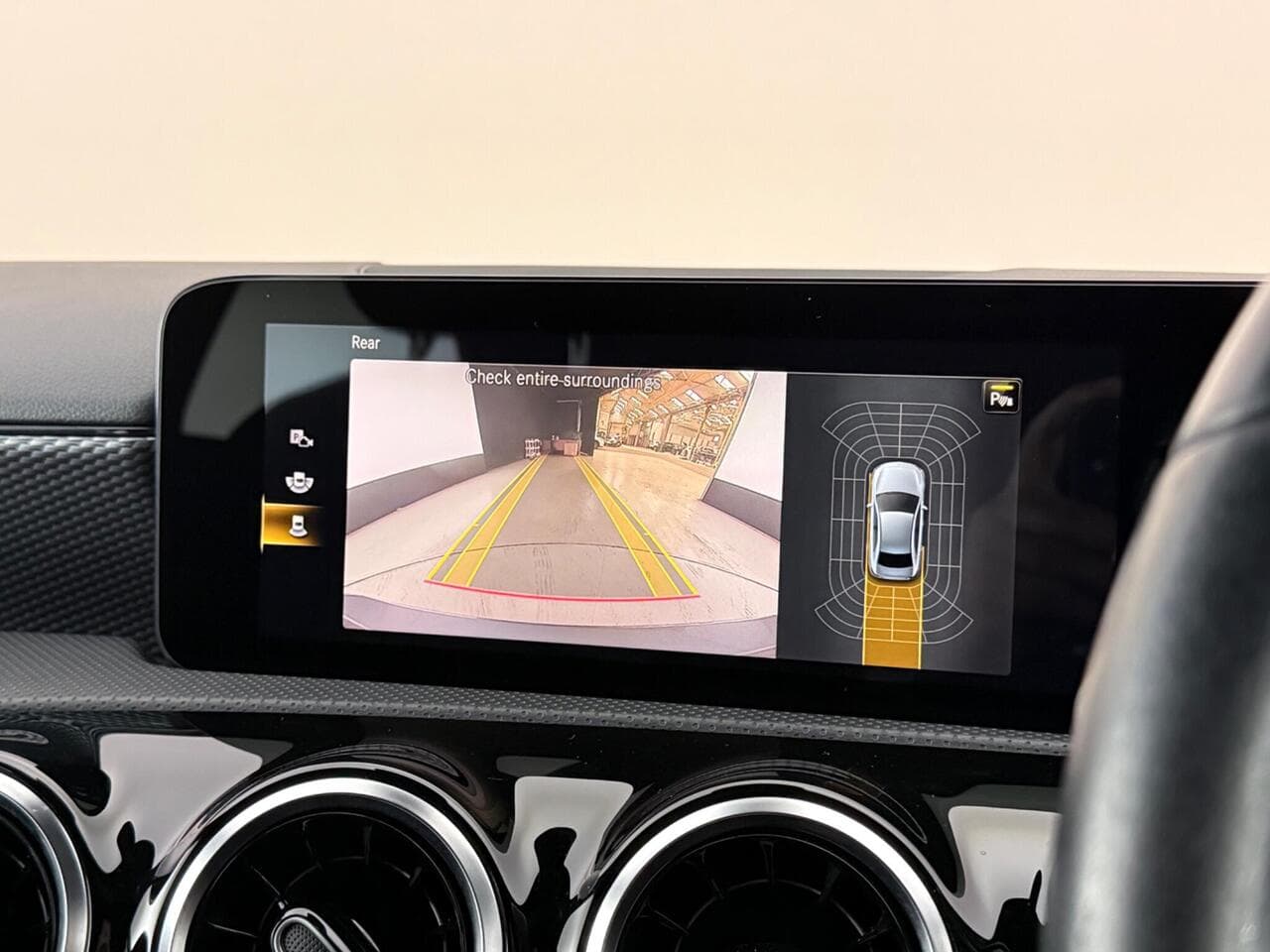 Mercedes-Benz A Class thumbnail Infotainment System
