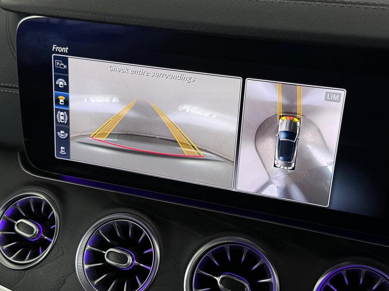 Mercedes-Benz E Class thumbnail Infotainment System