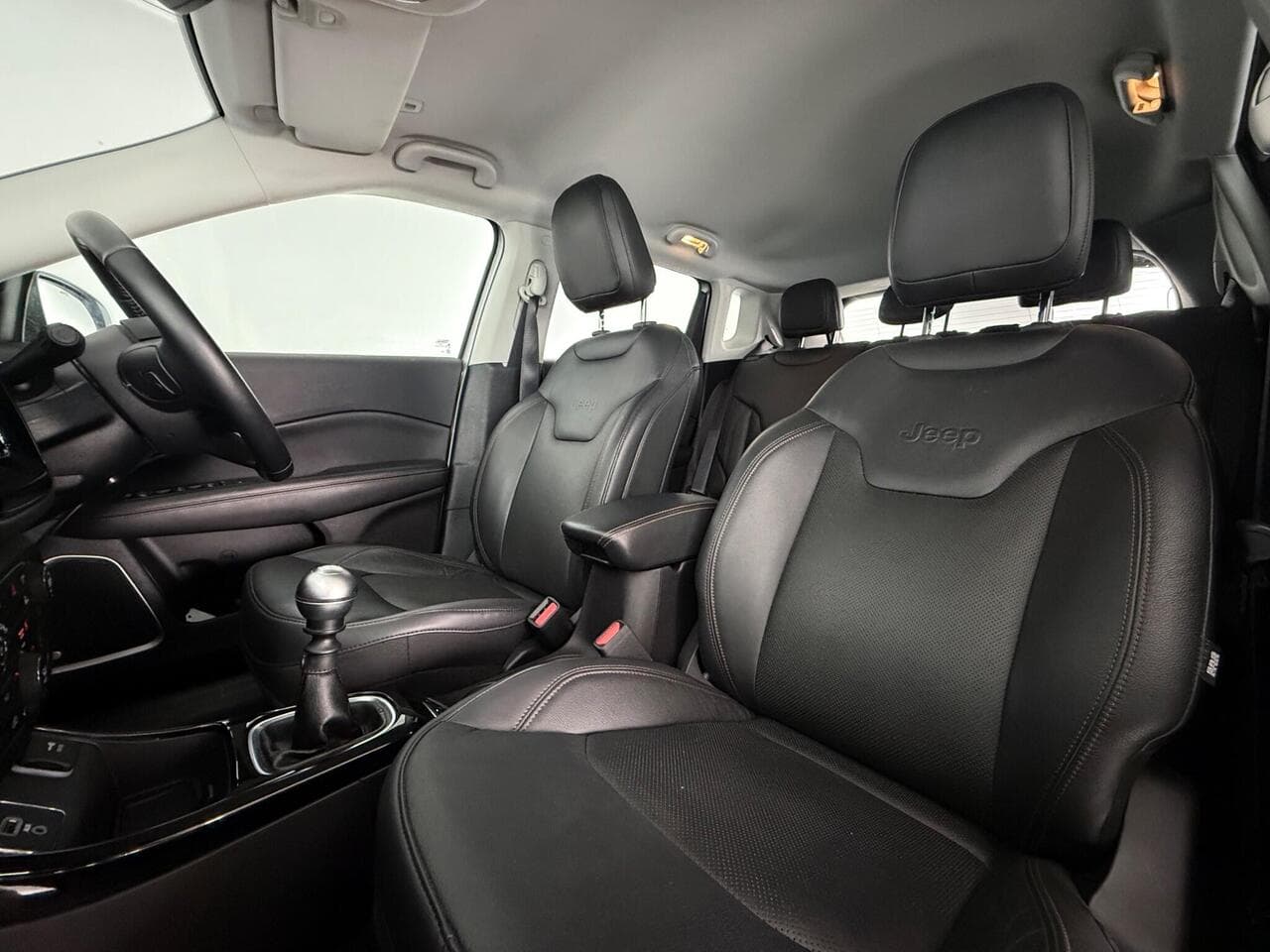 Jeep Compass thumbnail Seat Front Passenger