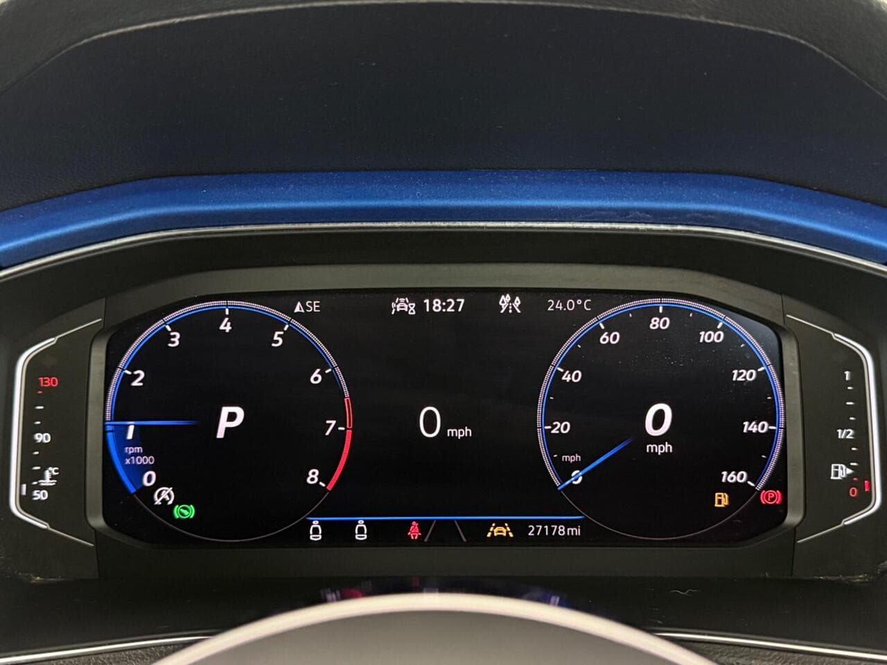 Volkswagen T-Roc thumbnail Driver Instruments