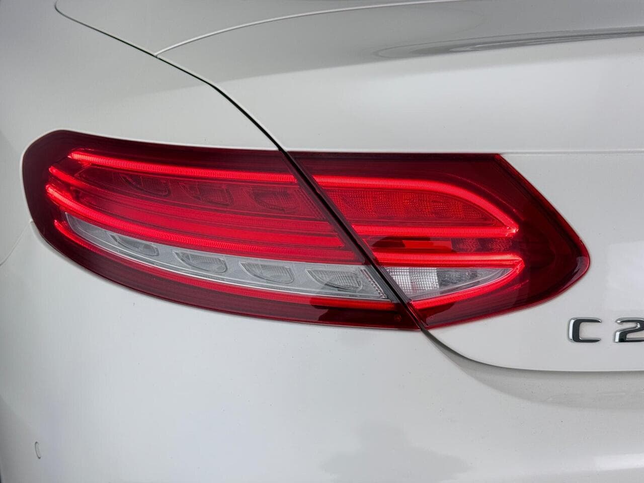 Mercedes-Benz C Class thumbnail Lights Rear