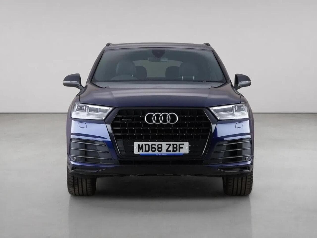 Audi Q7 thumbnail Front