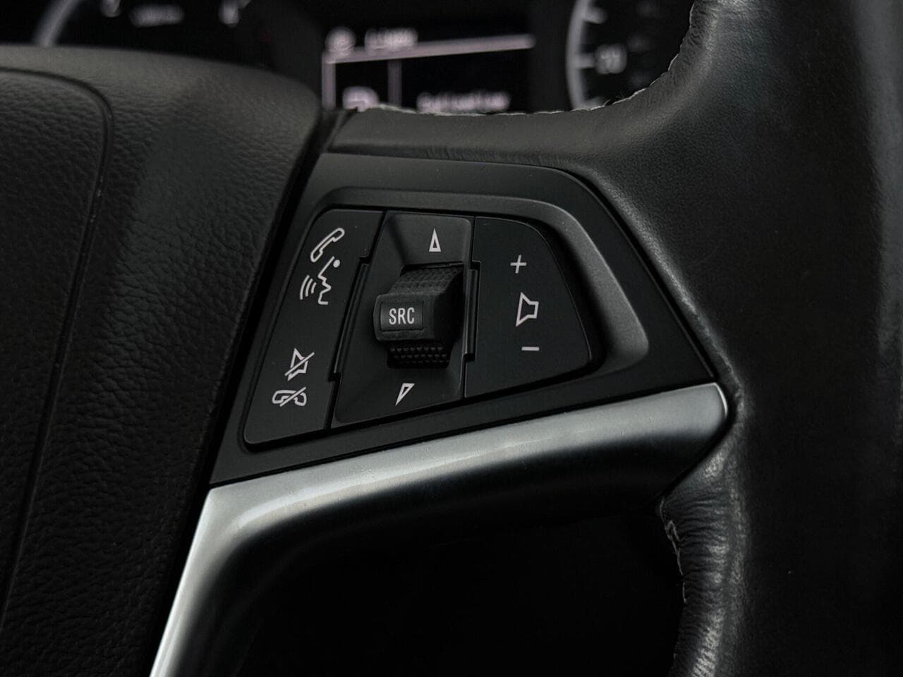 Vauxhall Mokka X thumbnail Misc Controls